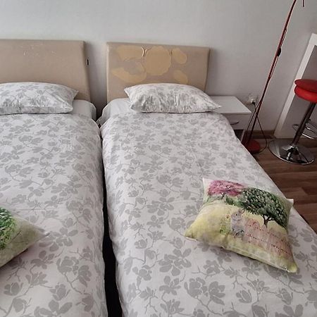 Klara Studio Apartman スプリト エクステリア 写真