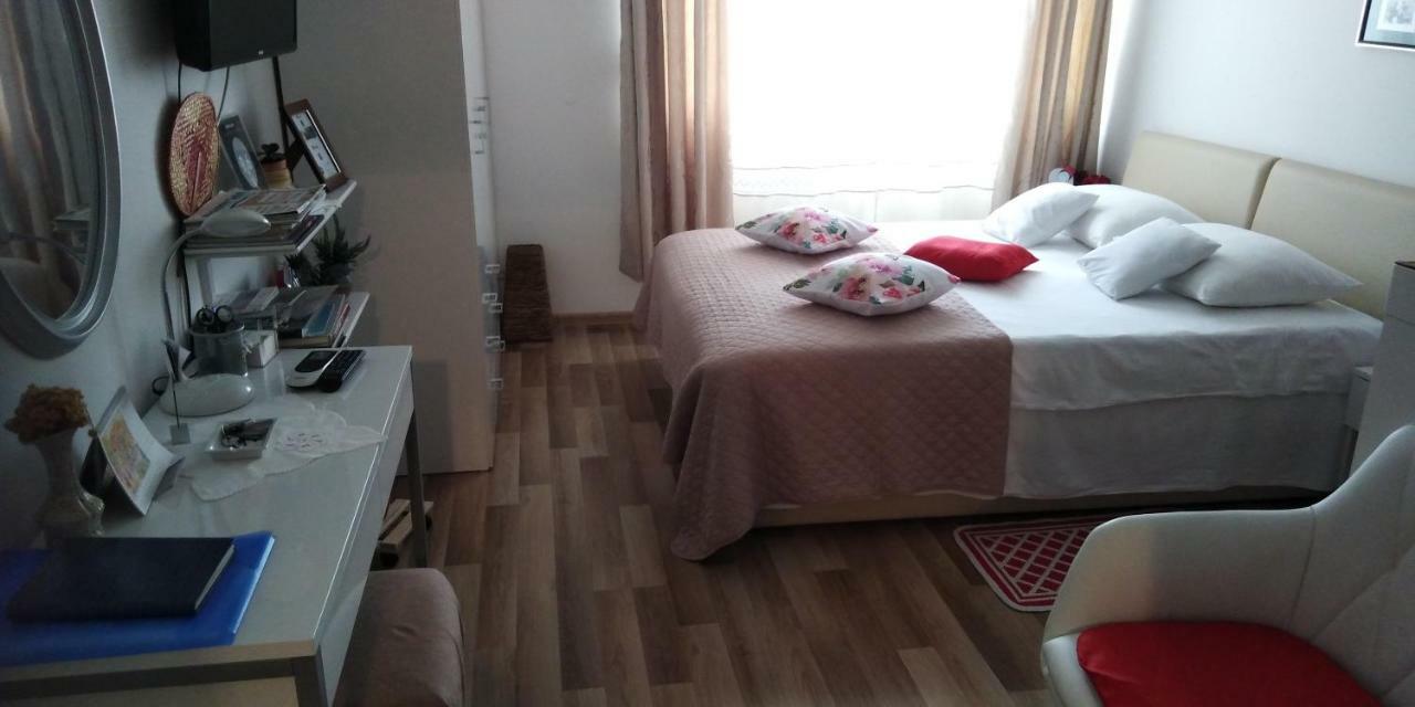 Klara Studio Apartman スプリト エクステリア 写真
